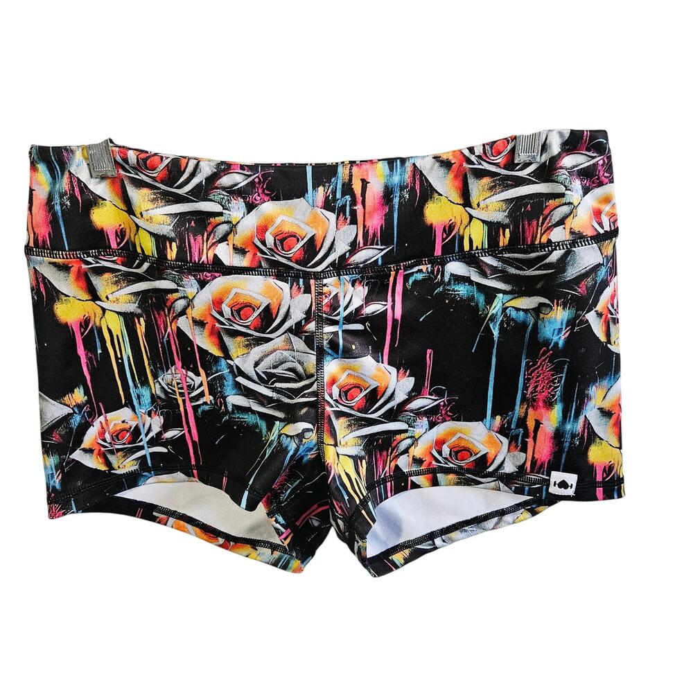 Wodbottom Size XL CrossFit Shortie Shorts Black Graffiti Rose Print Micro Gym